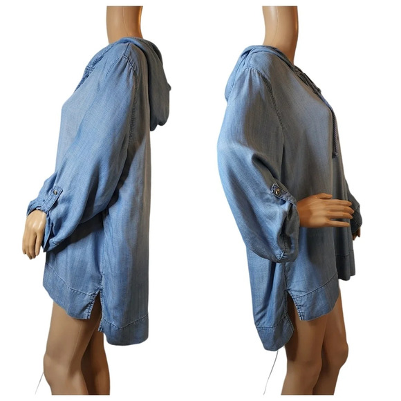 Chico's Zenergy chambray lace up hooded blue top. Roll tab sleeves. Size 3 -16/L - Picture 11 of 16